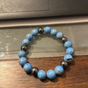 Blue turquoise and black hermatite beads bracelet